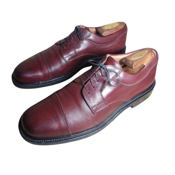 JOHNSTON & MURPHY Passport Burgundy Captoe Shoes